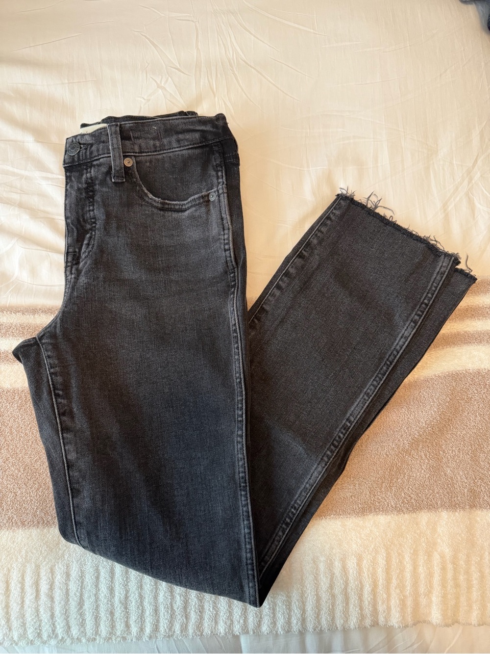 Madewell Black Raw-Hem Straight-Leg Jeans